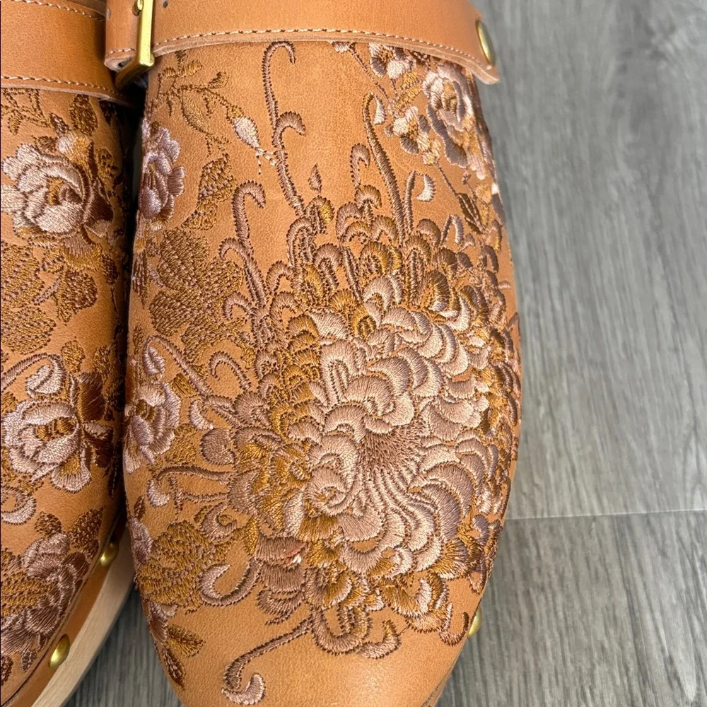 Johnny Was Mono leather Clog Tonal size 8.5 Retail $198 - Picture 7 of 13